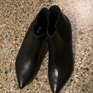 Clarks Women's Sleek Black Ankle Booties